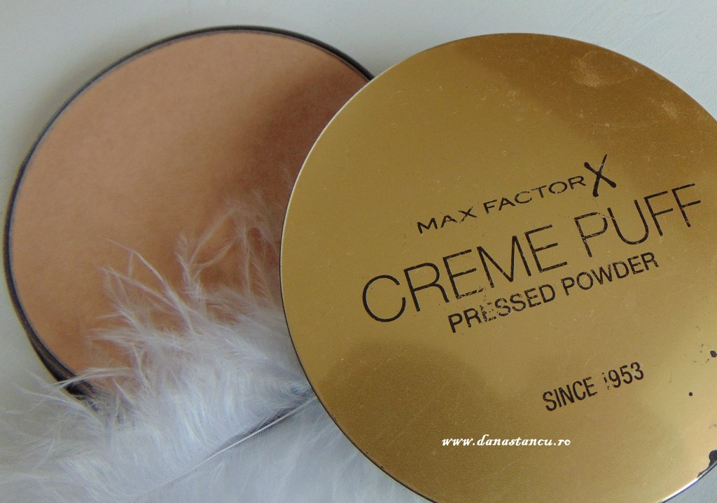 PUDRA COMPACTA CREME PUFF _ MAX FACTOR